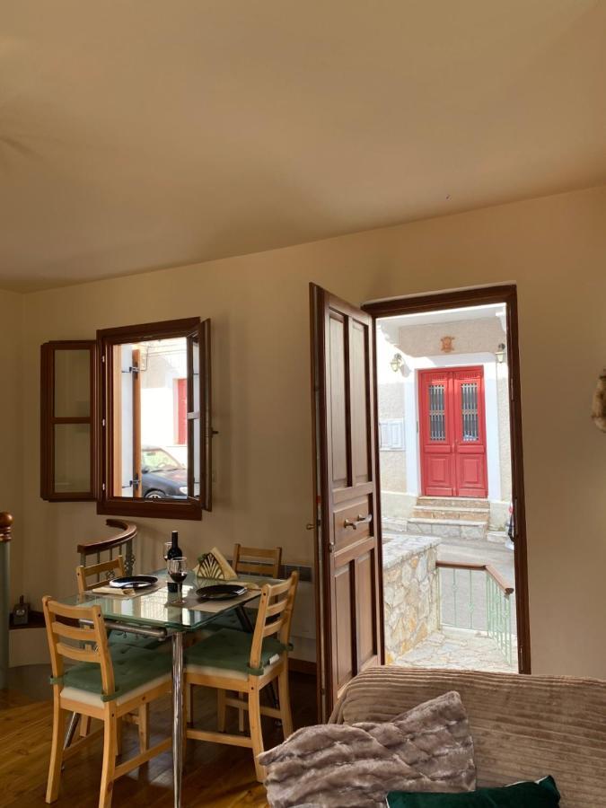 Delfi'S Cozy Maisonette Exterior photo