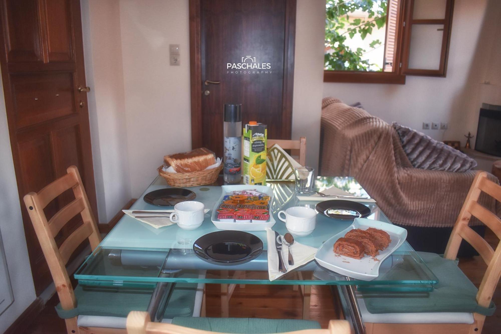 Delfi'S Cozy Maisonette Exterior photo